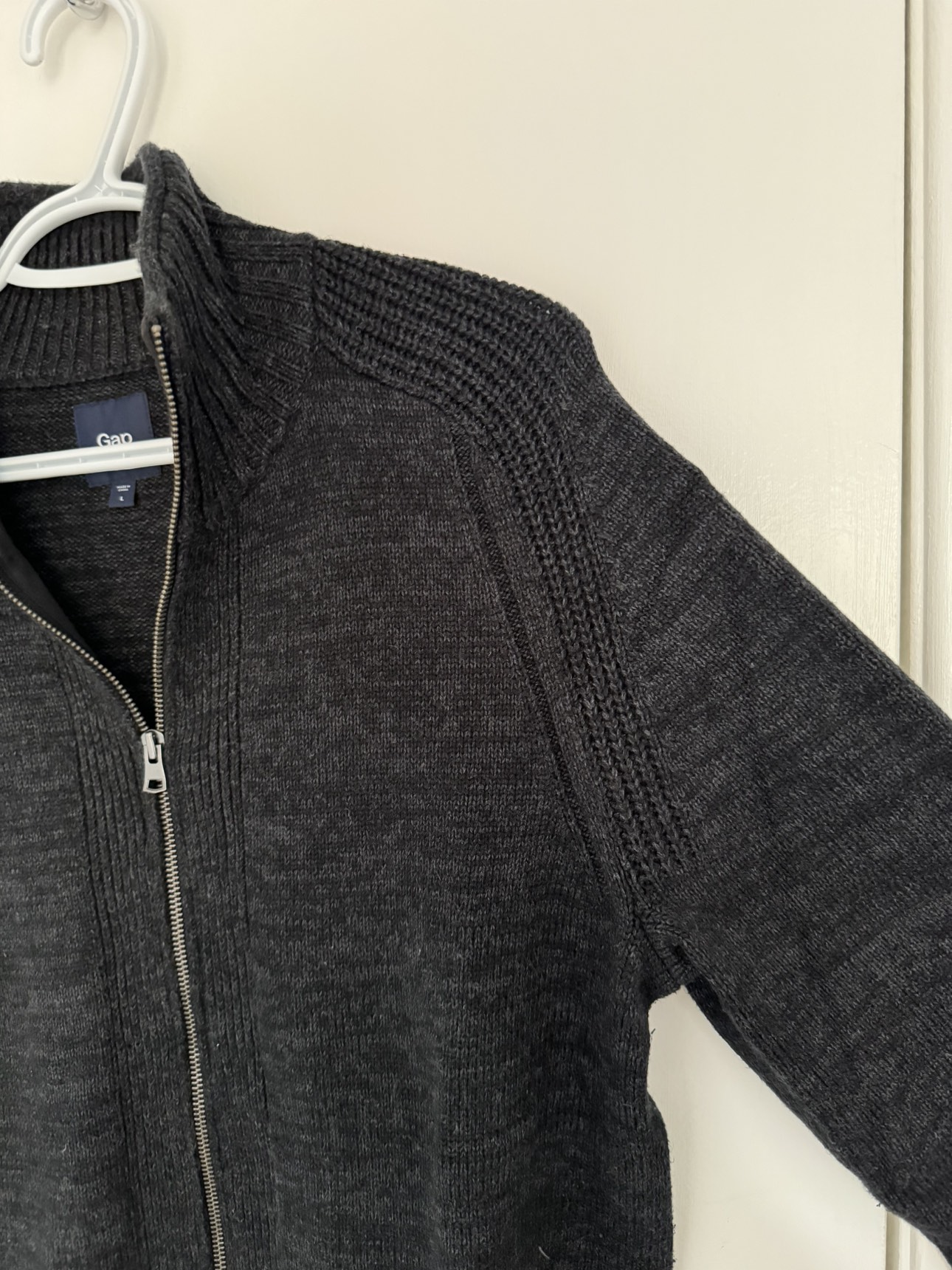 GAP men’s full zip sweater, dark grey, Large 🧡 image indicator(2)