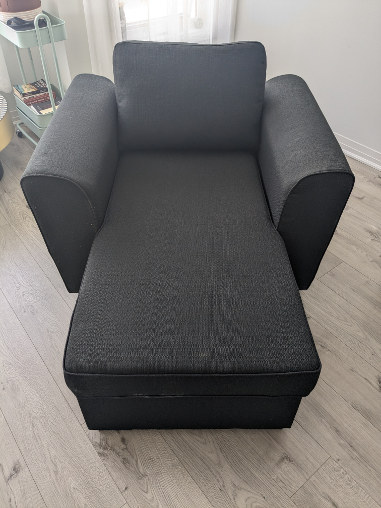 Easy Lounge Chair - Inbuilt storage