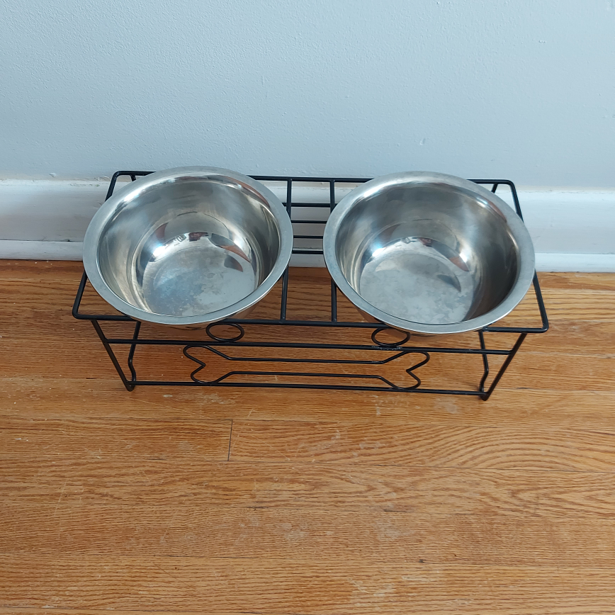 Dog Feeding Station (Small - Medium) image indicator(2)