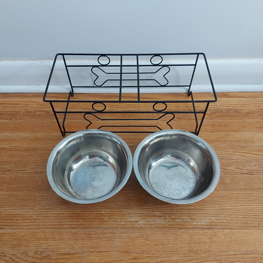 Dog Feeding Station (Small - Medium) image indicator(3)
