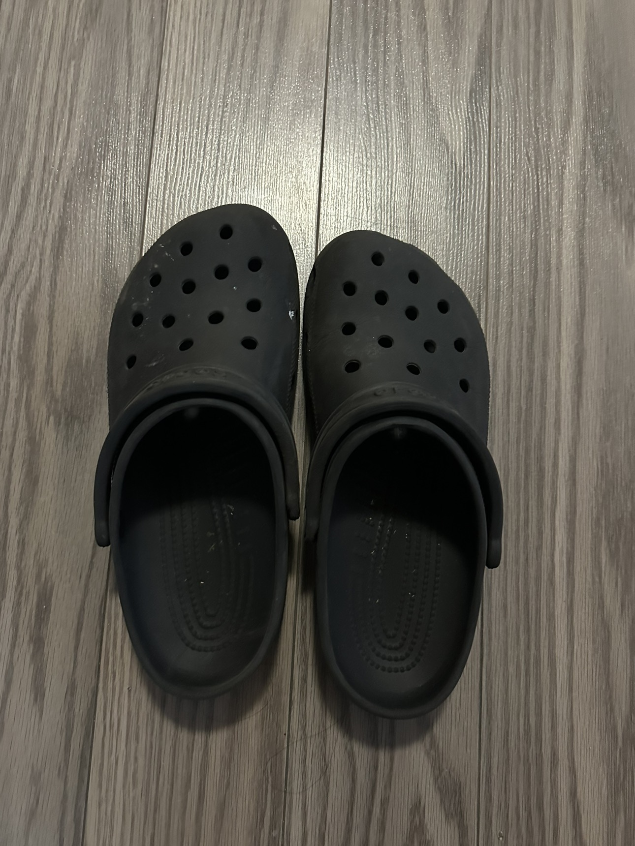 Crocs Size 9M thumbnail