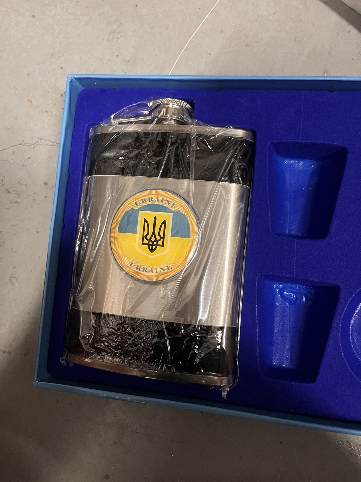 🧡 Liqour Flask and funnel thumbnail