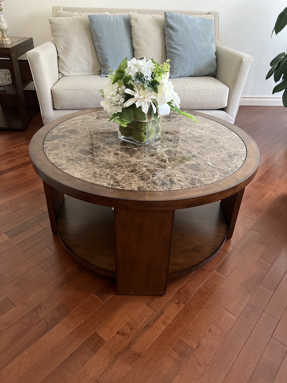 Coffee and side tables