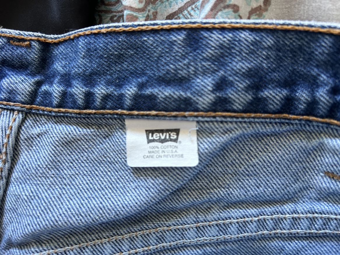 levi’s women’s jean shorts - photo 3