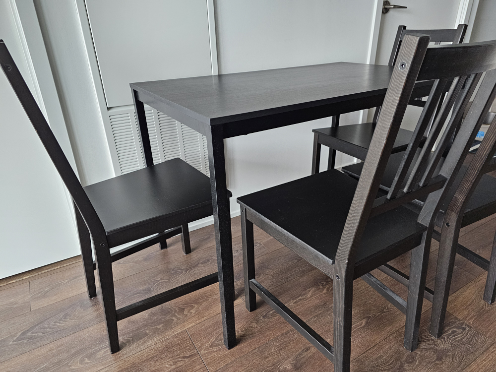 Moving sale, must go. Dining table and chairs - photo 3