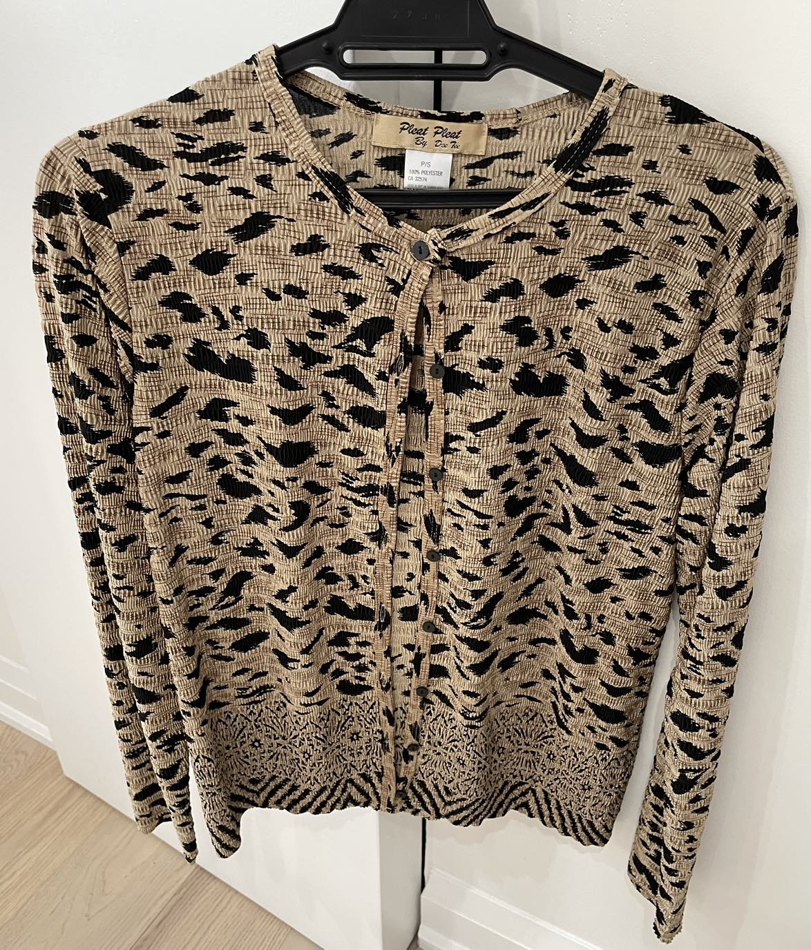Sweater cardigan