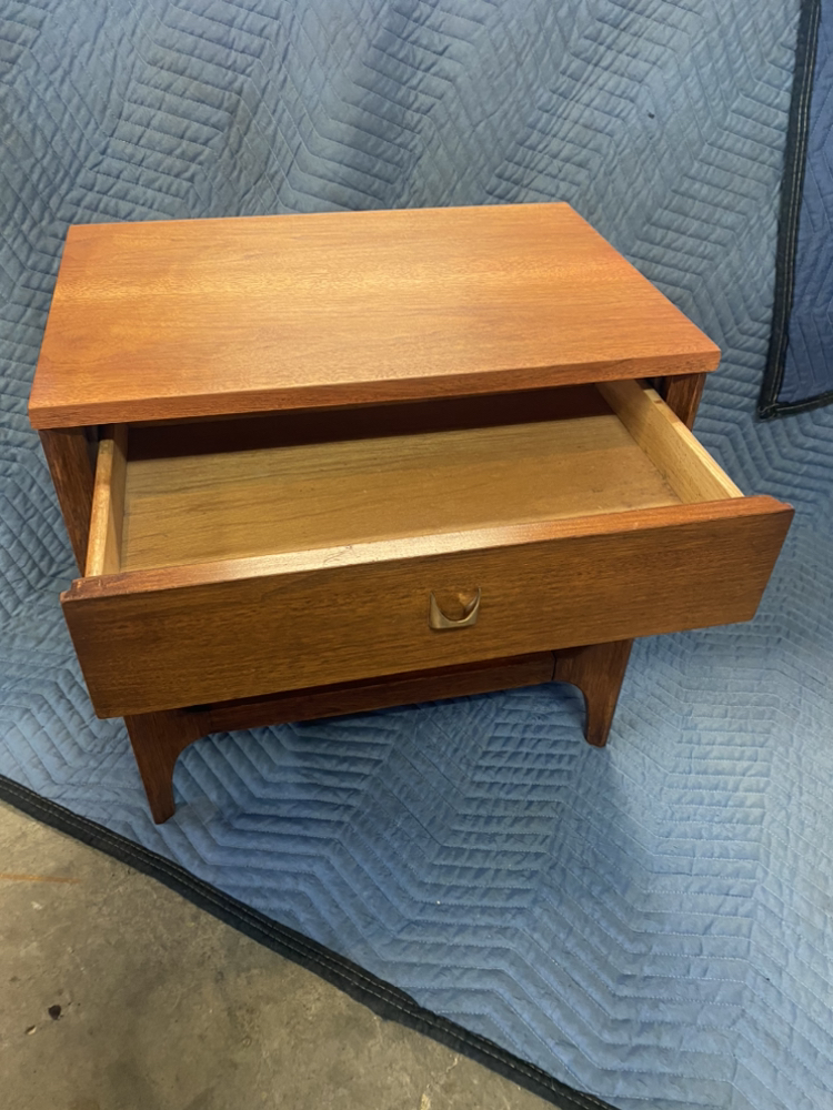 Small Side Table with Drawer - photo 3