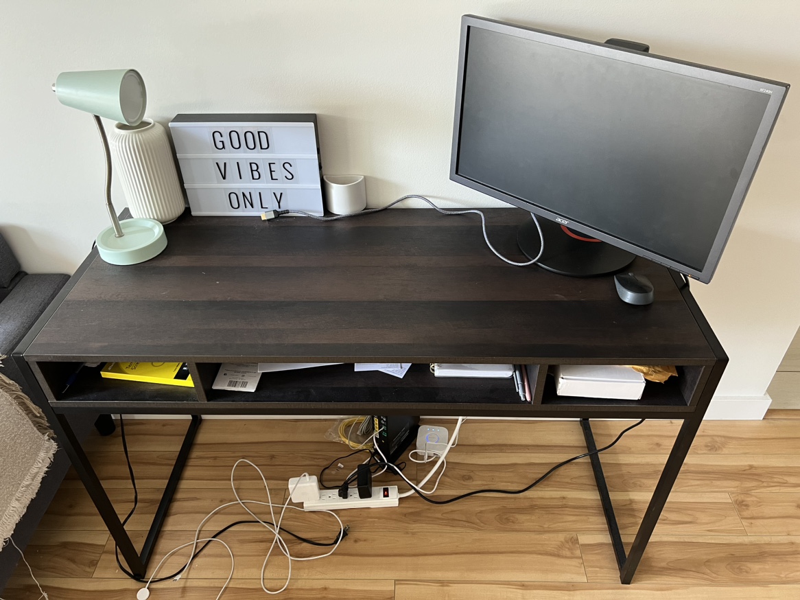 study table/ desk - photo 2