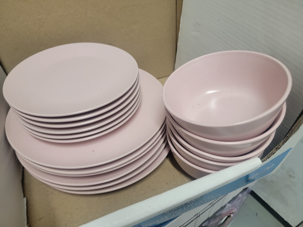 Ikea Plates and Bowls 🧡