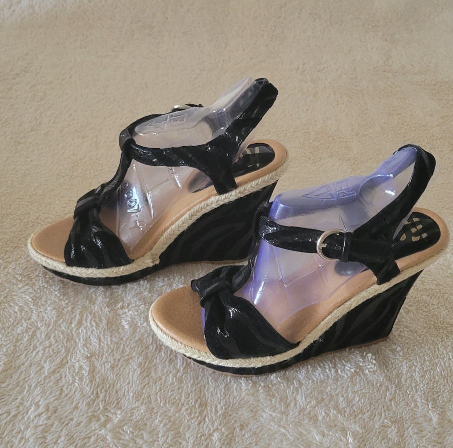 Women's Comfortable Sandals/ Kozi Women's Sandals image indicator(8)