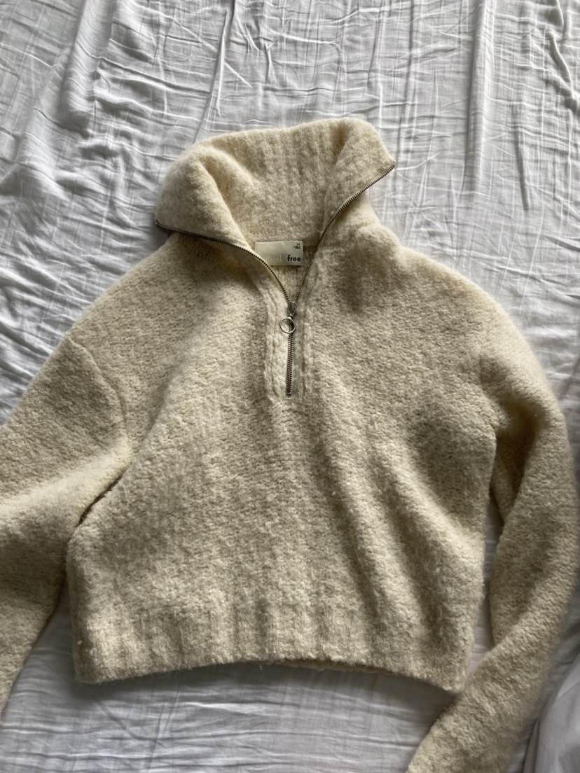 Aritzia Gwyneth Sweater - photo 2
