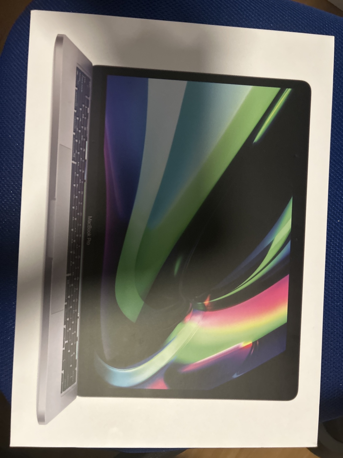 MacBook Pro 16gb + adapter - photo 2
