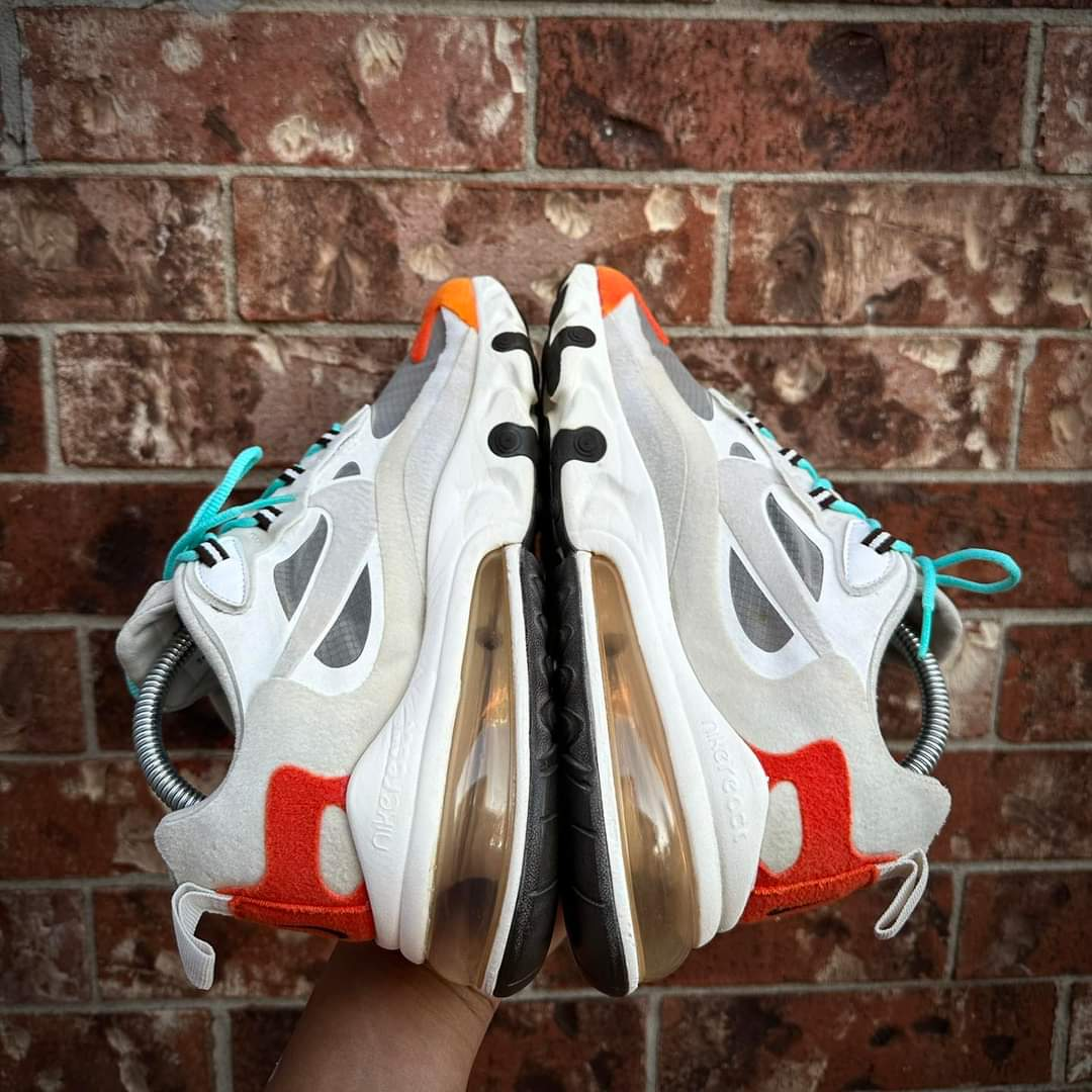 Nike Air Max 270 React image indicator(3)