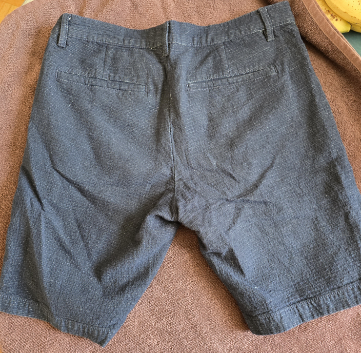 Men's Textured Shorts sz 30 image indicator(2)