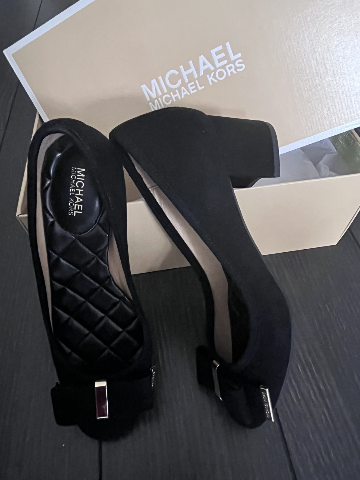 ** Brand New ** Michael Kors Size 5 image indicator(4)