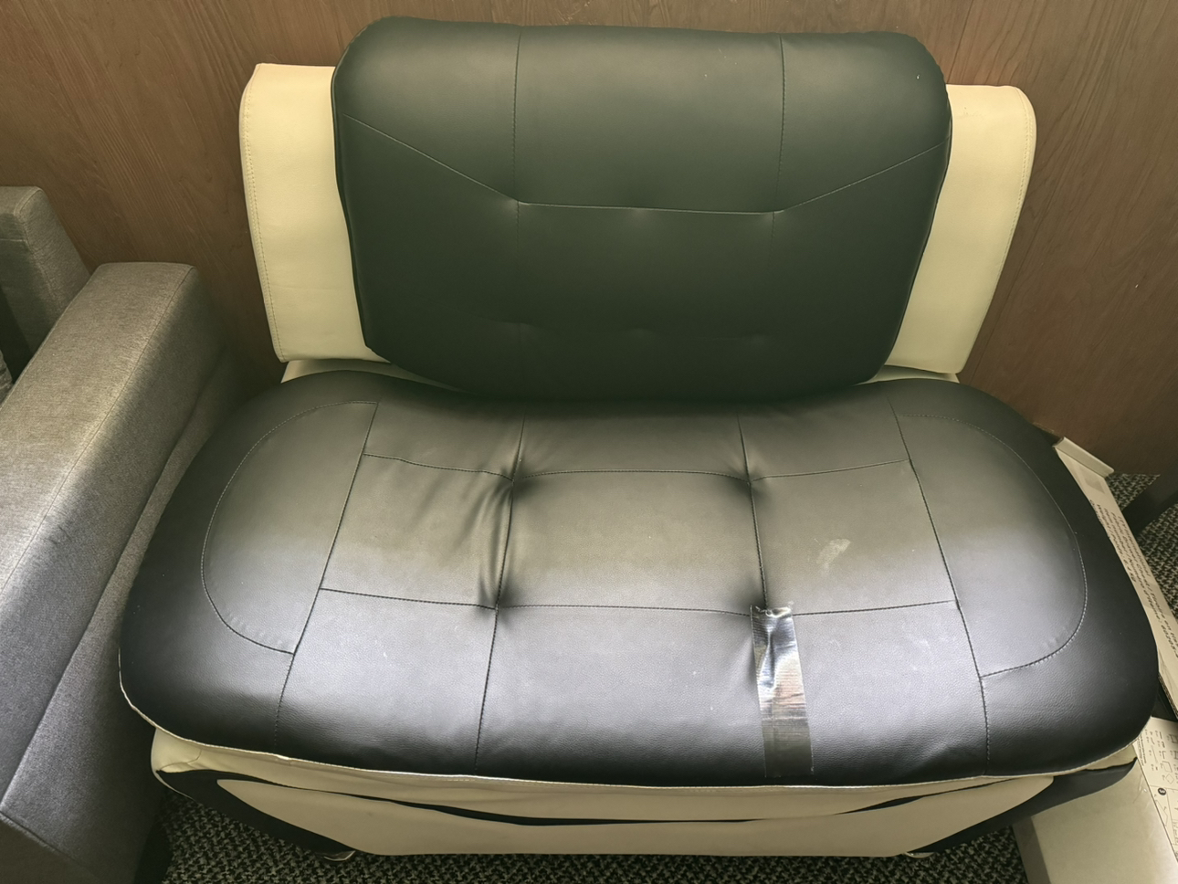 Couch thumbnail