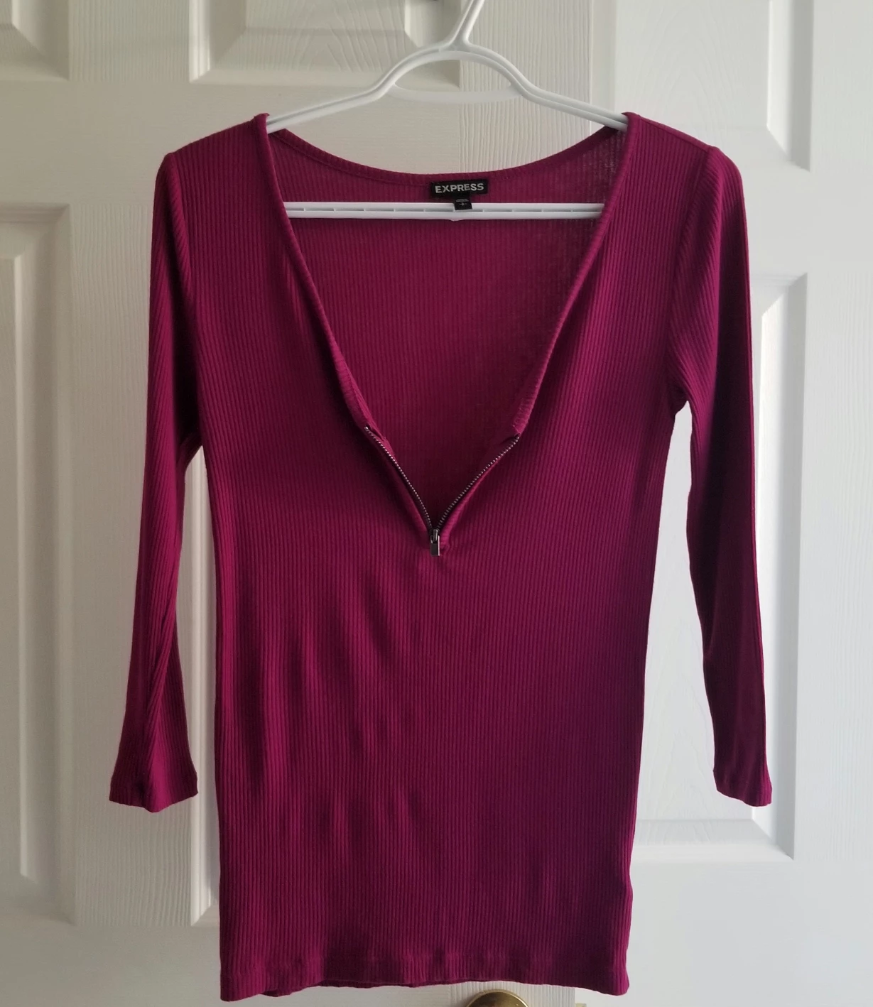Express Ribbed with Zipper Magenta Purple Top - Ladies Small image indicator(4)