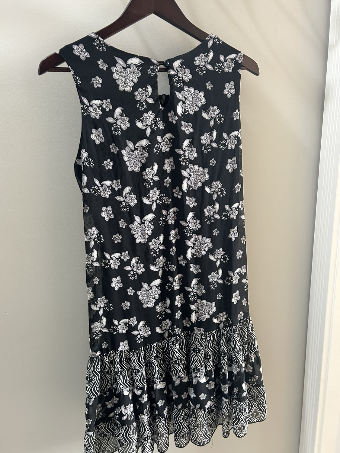 Spring/ Summer dress size L thumbnail