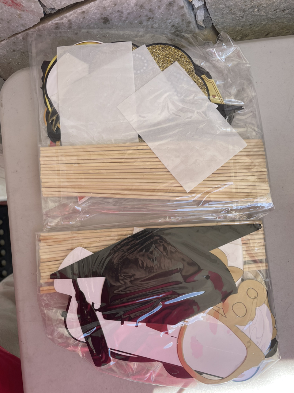 *Brand New* Adoric Graduation Photo Props Glitter image indicator(2)