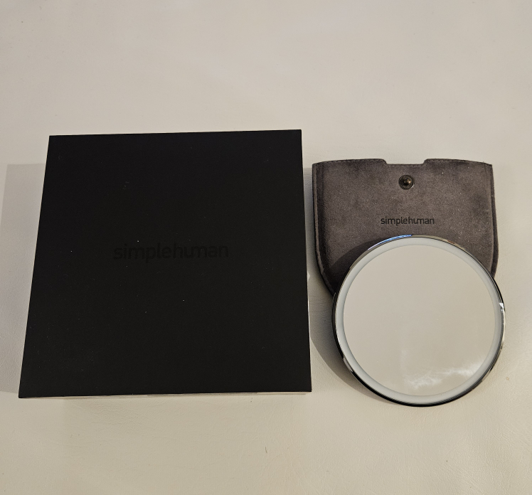 Simple human sensor mirror compact - photo 2