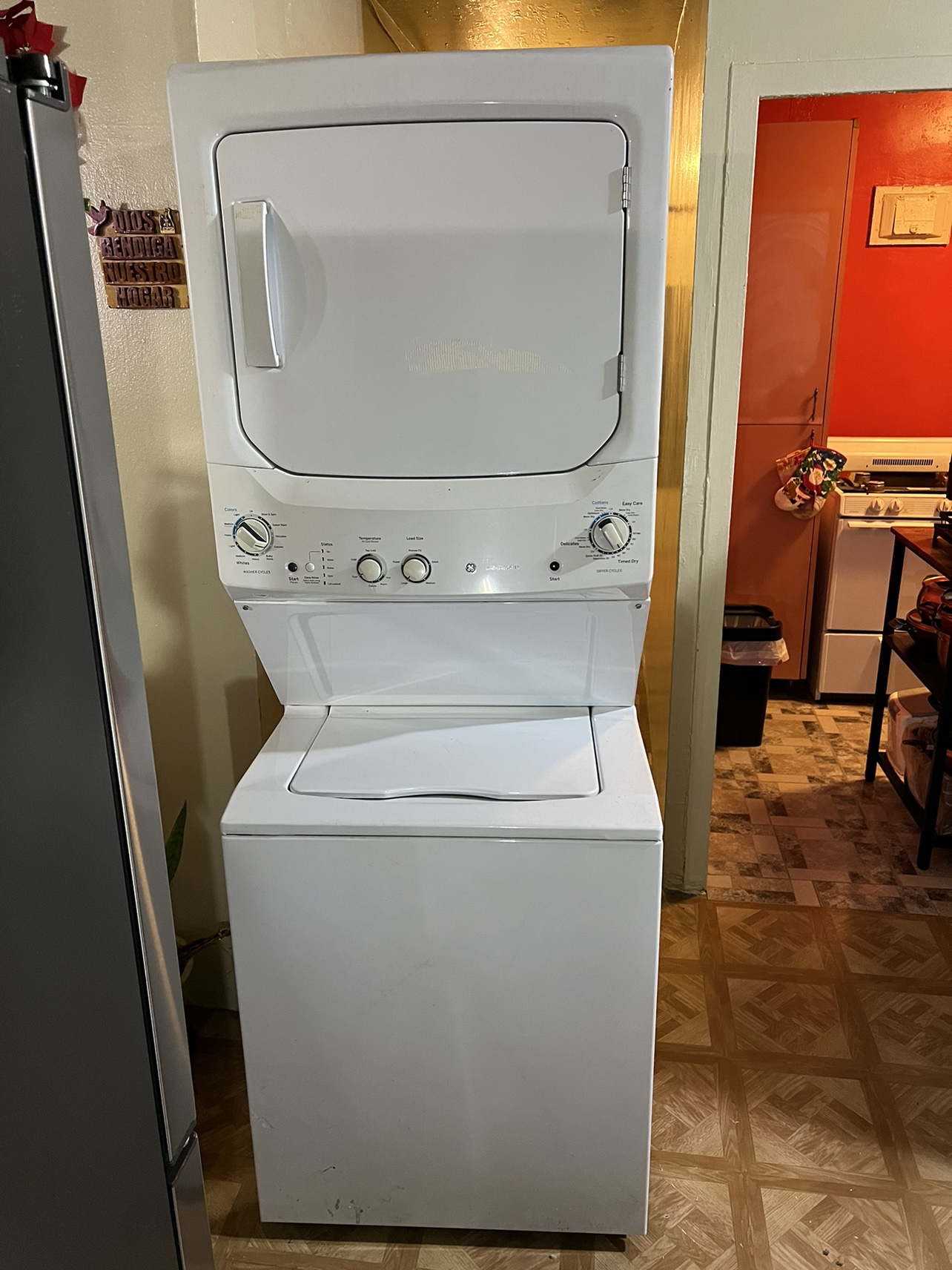Combo washer and dryer machine