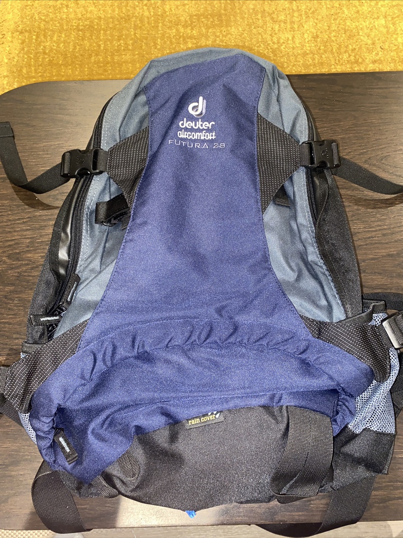 Deuter Futura 28 Hiking Backpack Navy/Gray/Black Rain Cover thumbnail