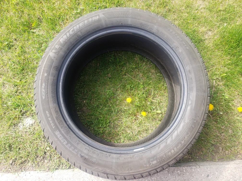 255/50/R19 x 4 - photo 2