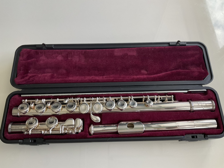 Yamaha Flute thumbnail