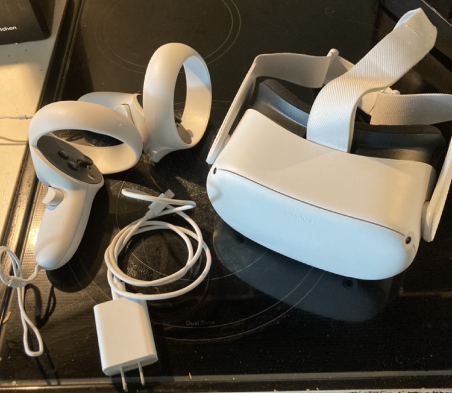 Oculus quest 2 - photo 2