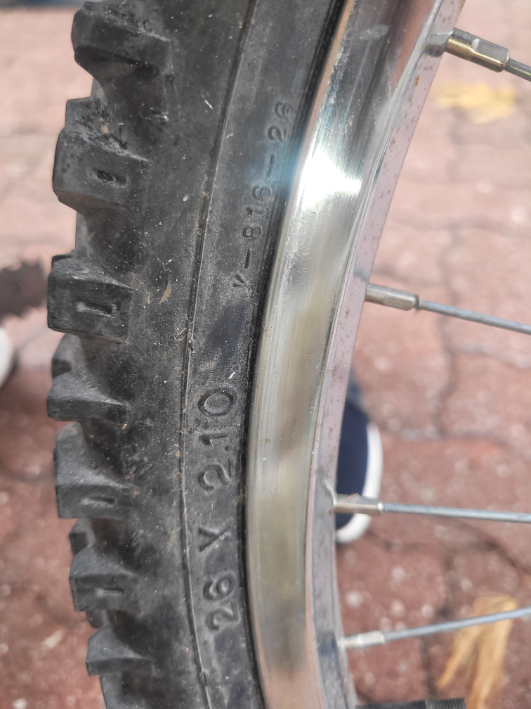 bicycle 26 inch wheels mielle one gear cable needs attention - photo 3