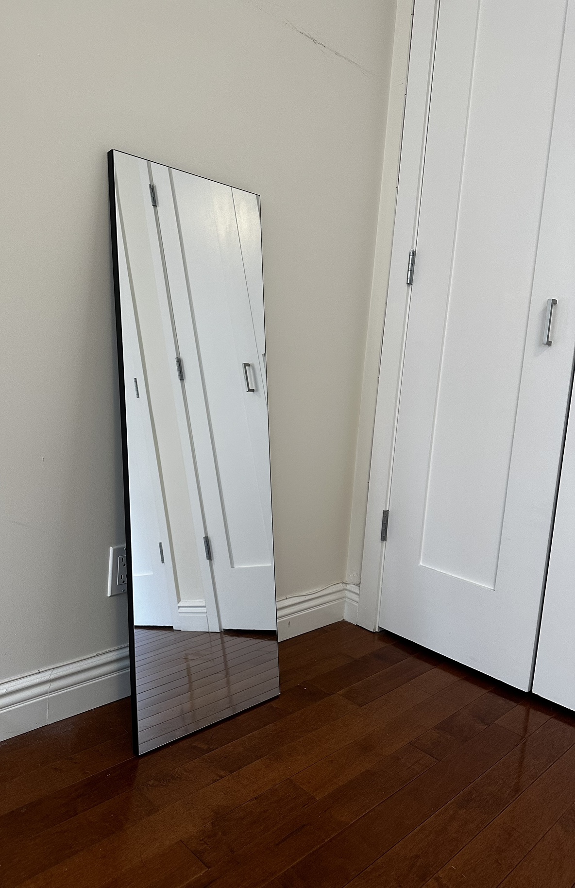 Mirror - photo 2