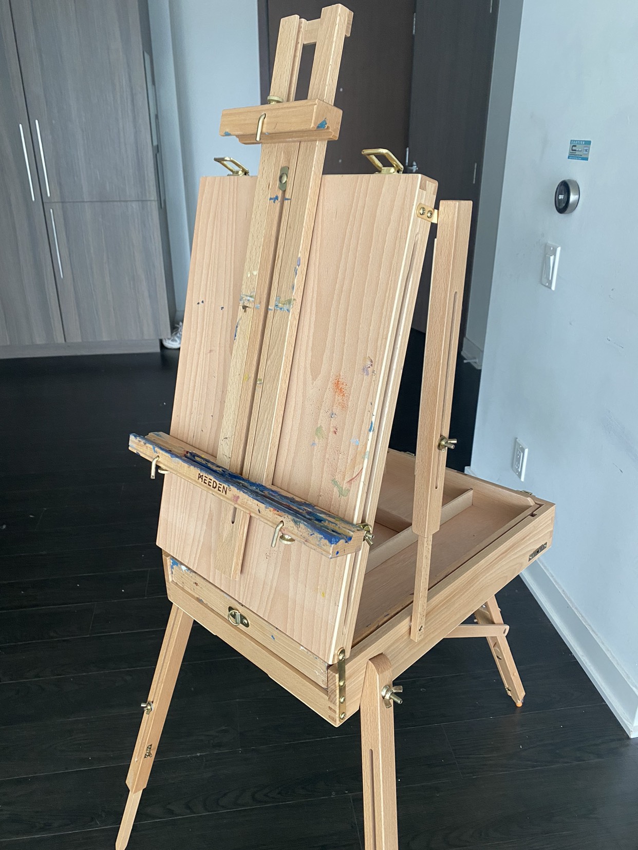 Foldable Painting Easel for Sale thumbnail