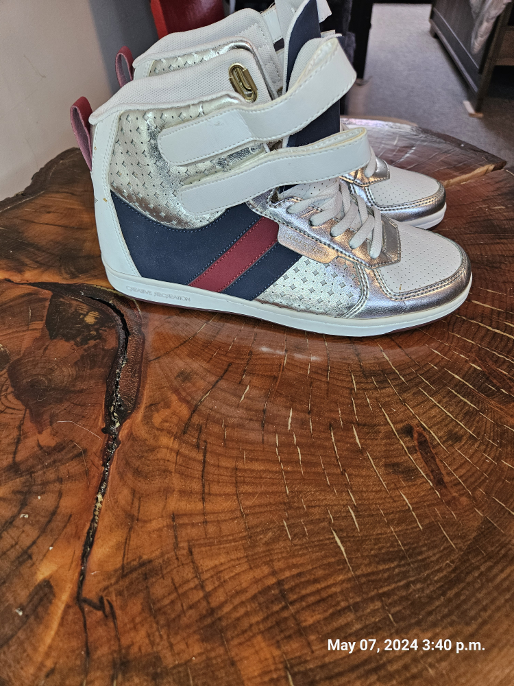 Boys high top image indicator(2)