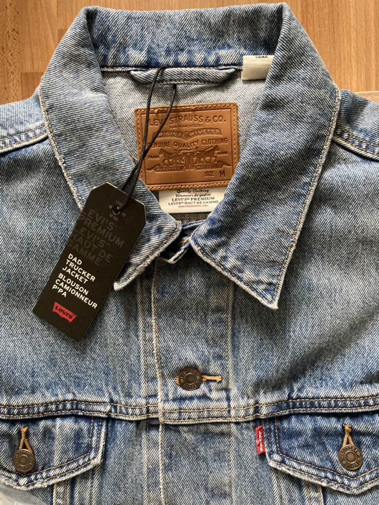 Levi’s Premium Jeans Jacket - New with Tags image indicator(3)