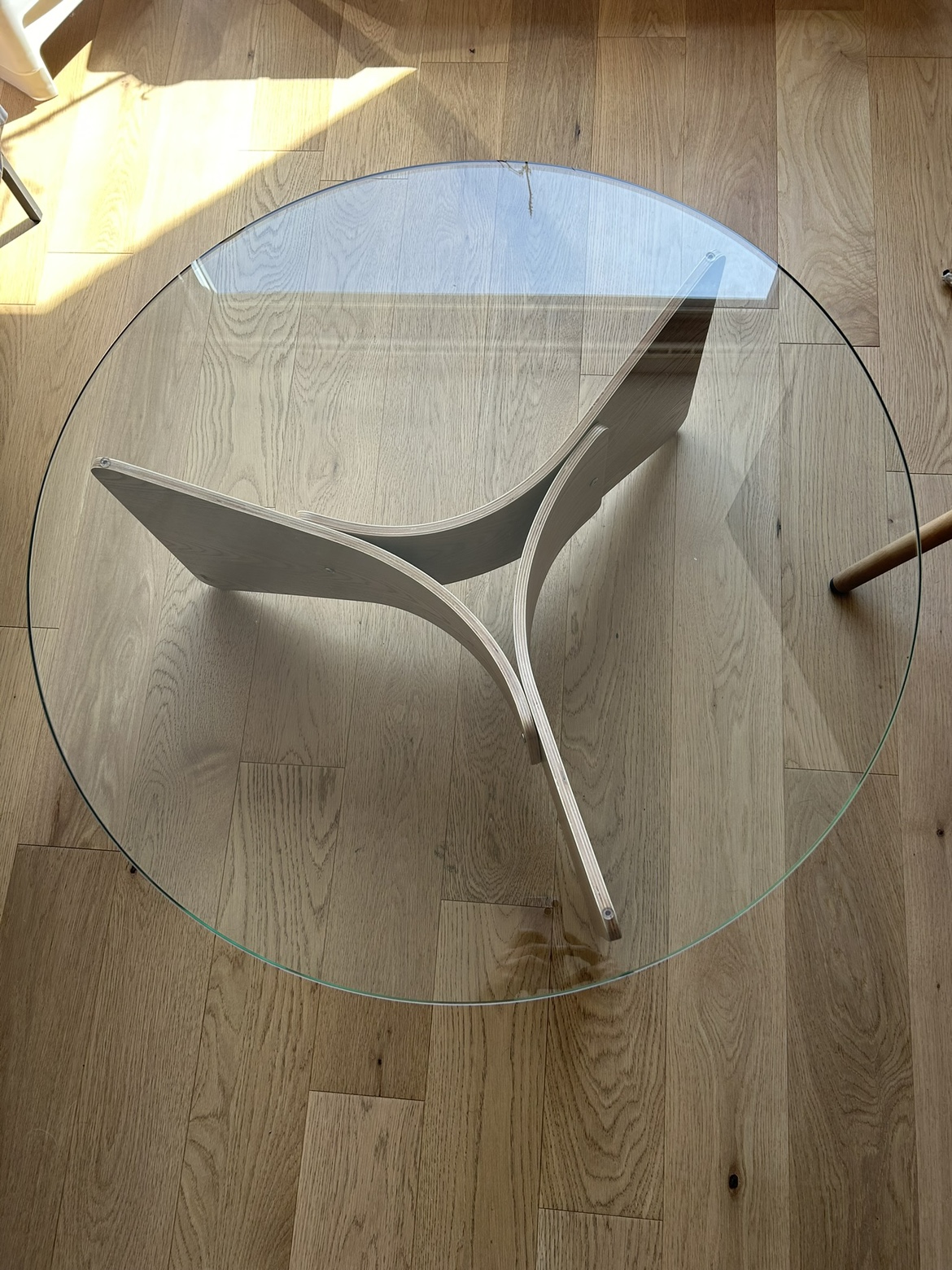 Coffee table | Umbra thumbnail