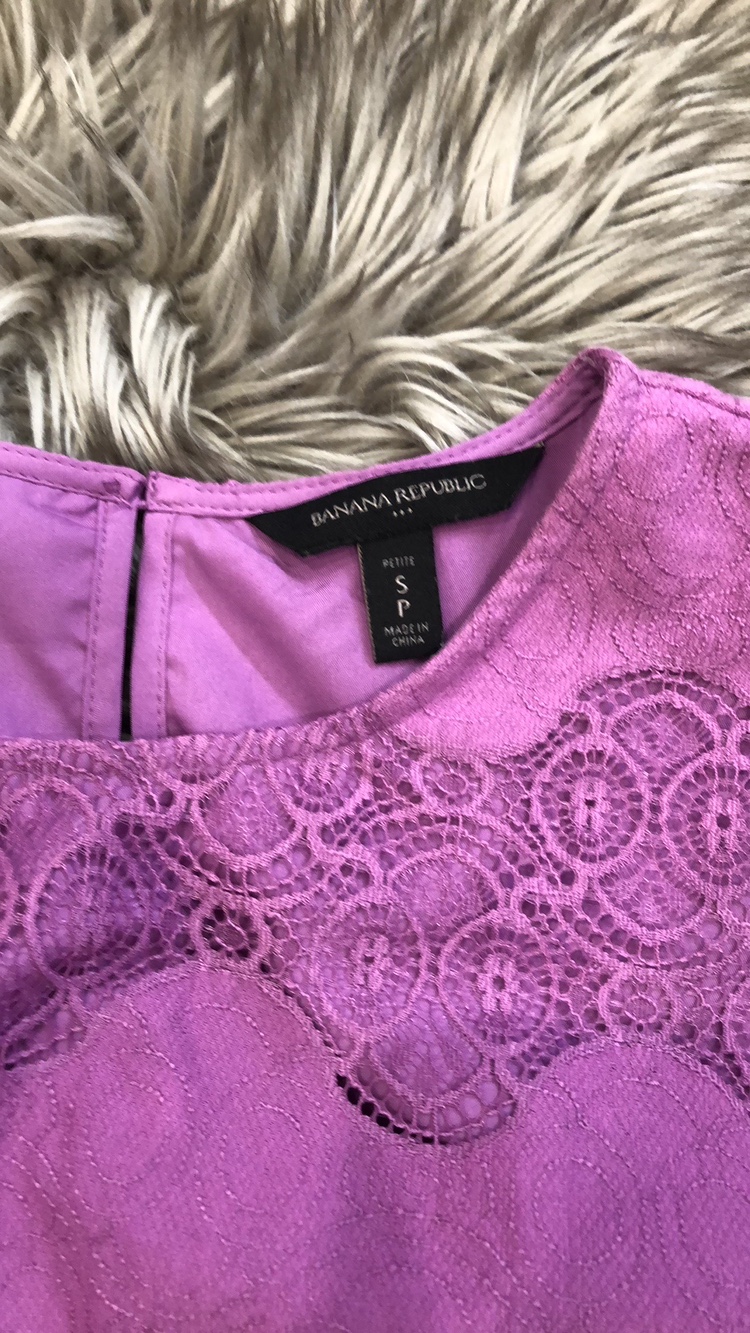 Banana republic top image indicator(10)