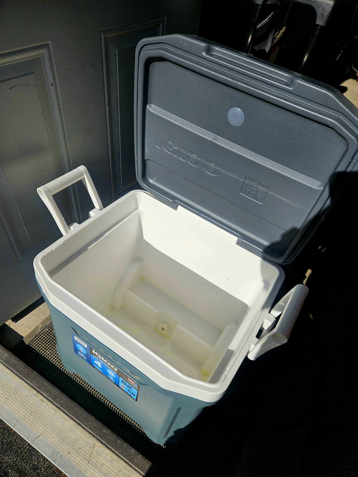 Camping cooler - photo 2