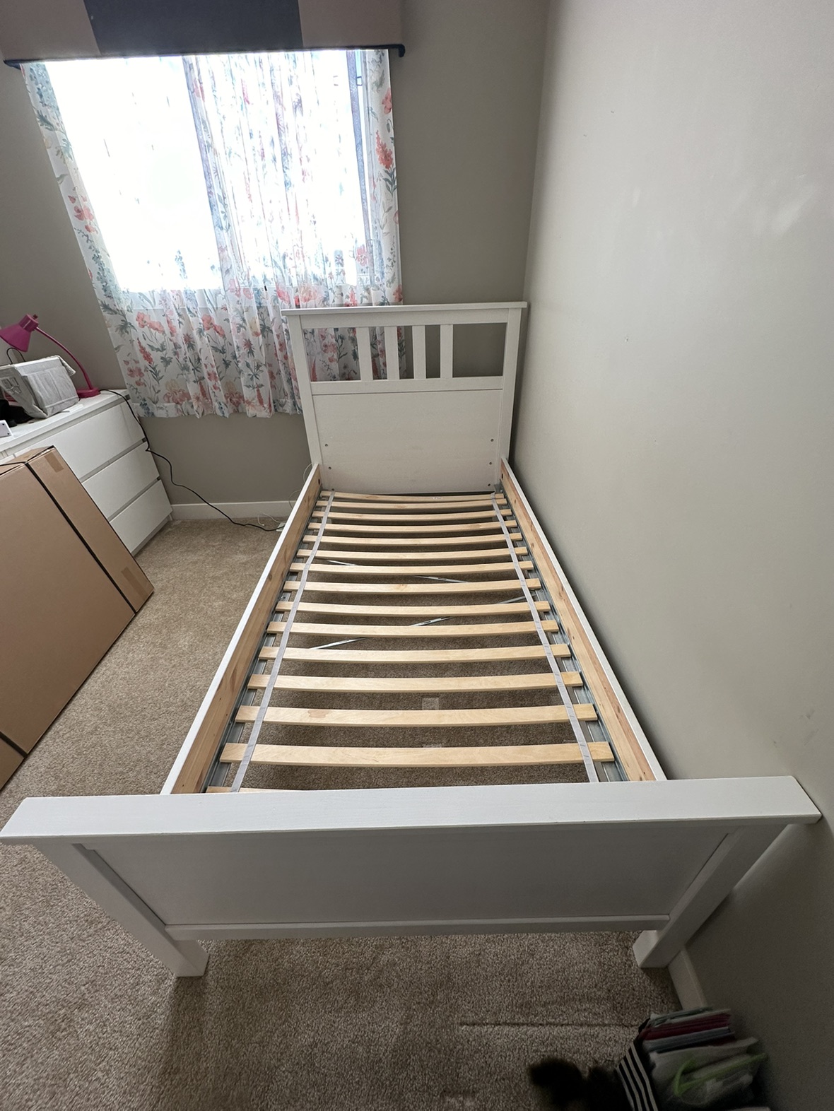 Ikea Hemnes Twin Bedframe - photo 2