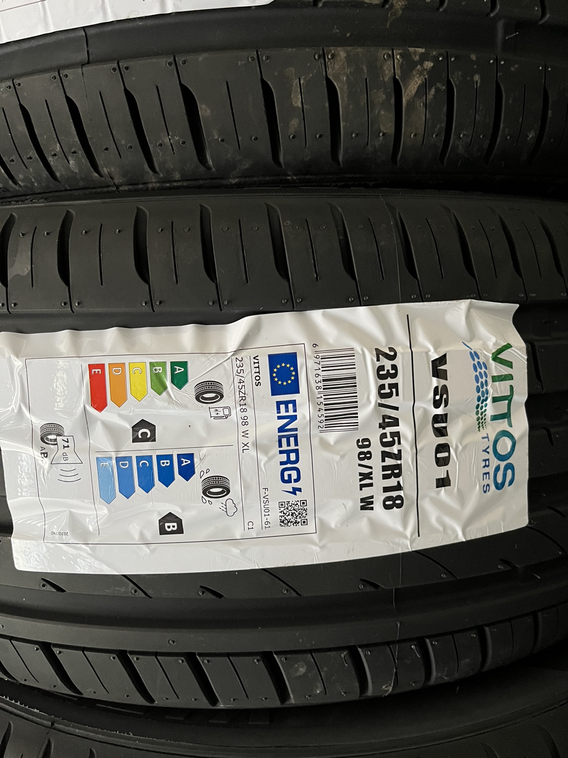 BRAND NEW 225/45/18 ALL SEASON TIRES image indicator(2)