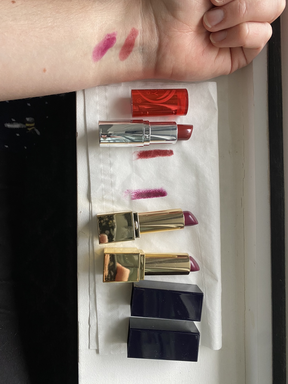 Free lipstick thumbnail