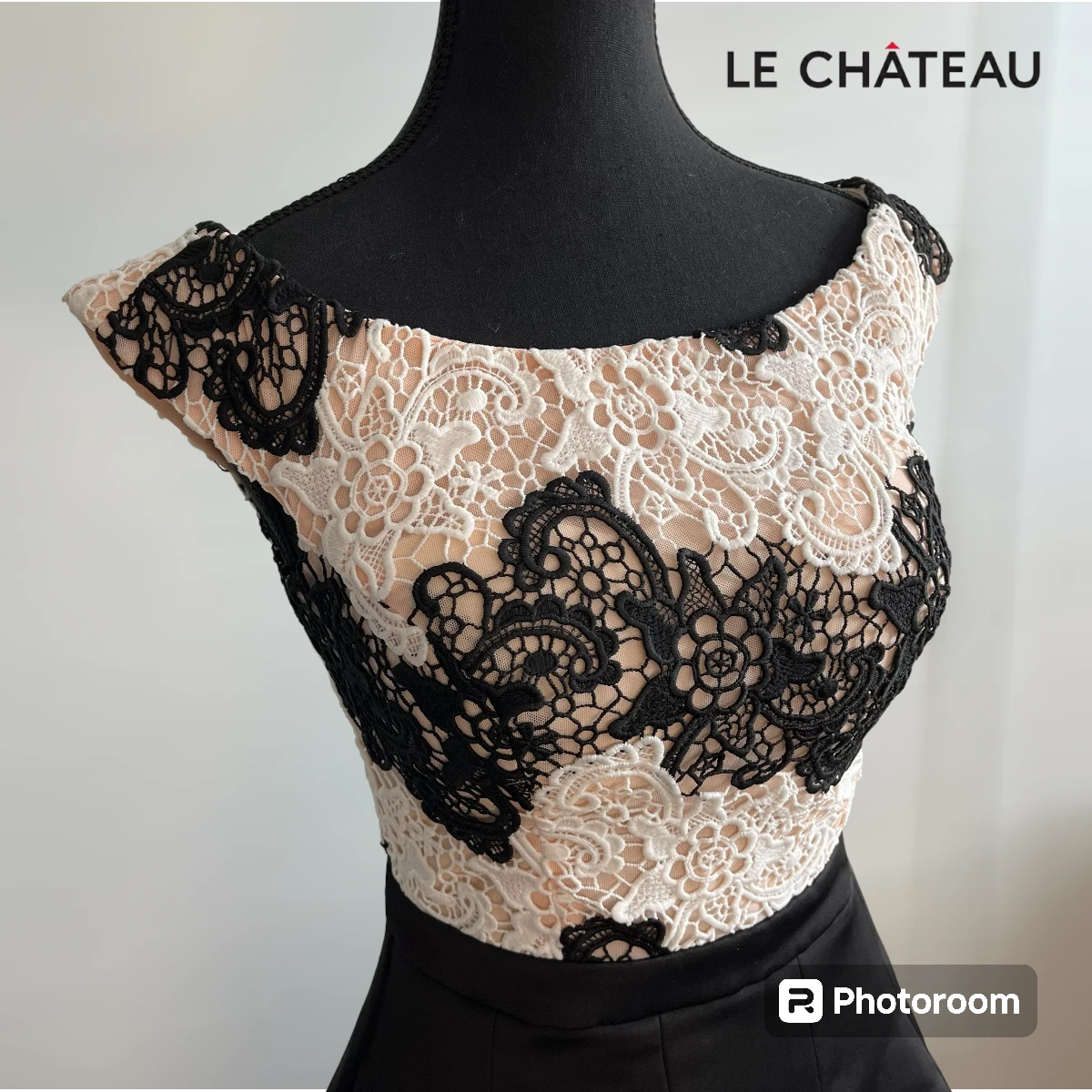 🖤 BRAND NEW 🖤 Le Château Dress 👗 image indicator(2)