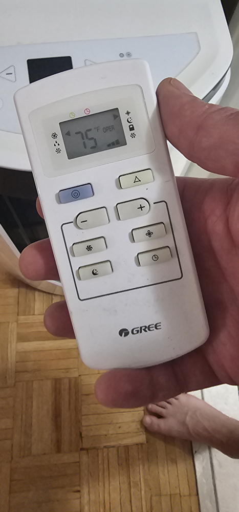 Gree Portable Air Conditioner / Dehumidifier/ Fan image indicator(2)