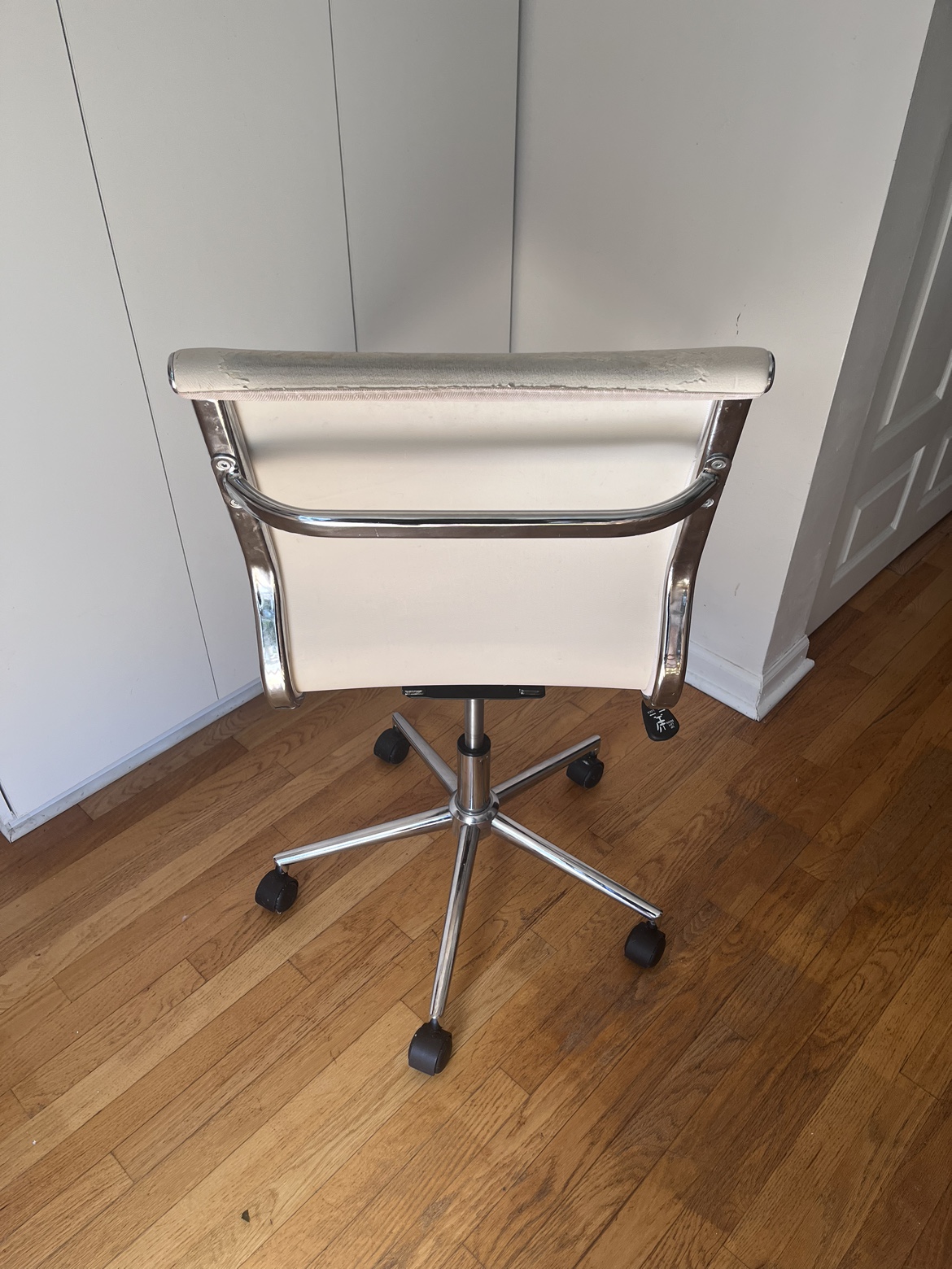 Office chair thumbnail