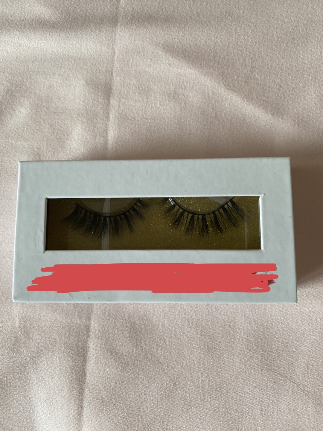 false lashes
