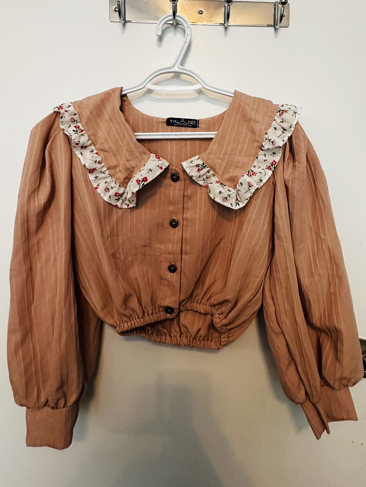 Women’s Crop Top Long Sleeve