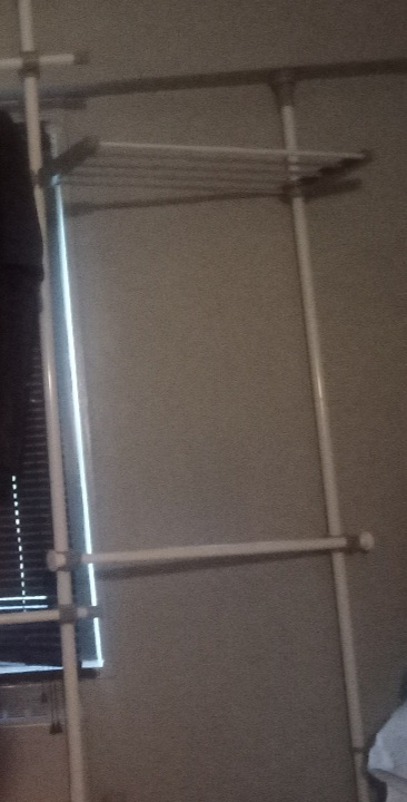 vertical tension rod clothes rack image indicator(2)