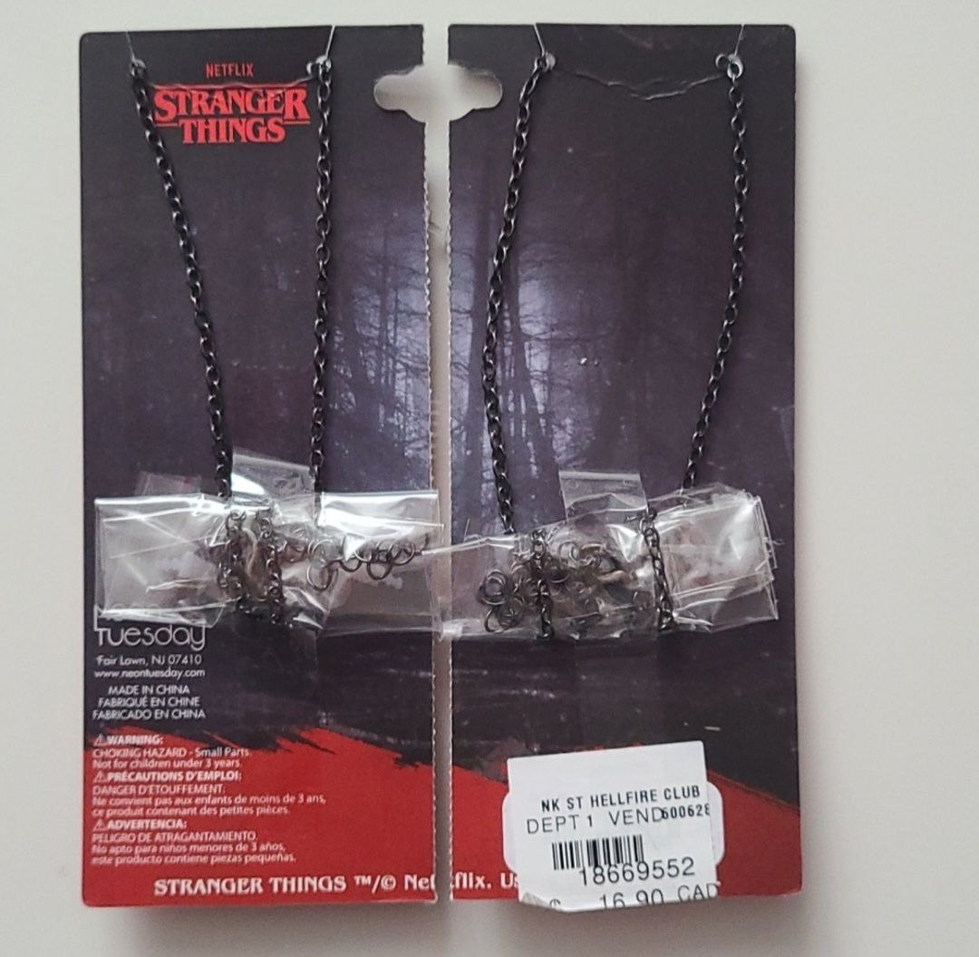 Official Stranger Things Merch Set - NEW image indicator(8)