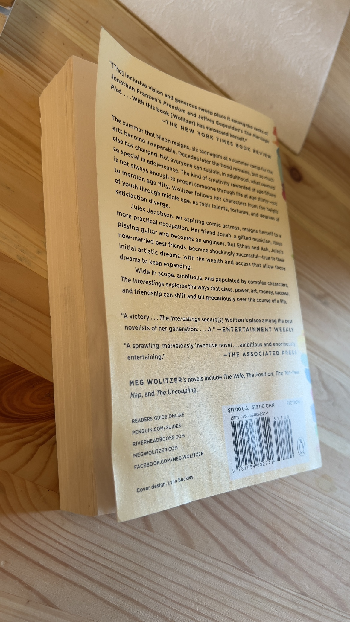 New York Times Bestseller Meg Wolitzer The Interestings image indicator(3)