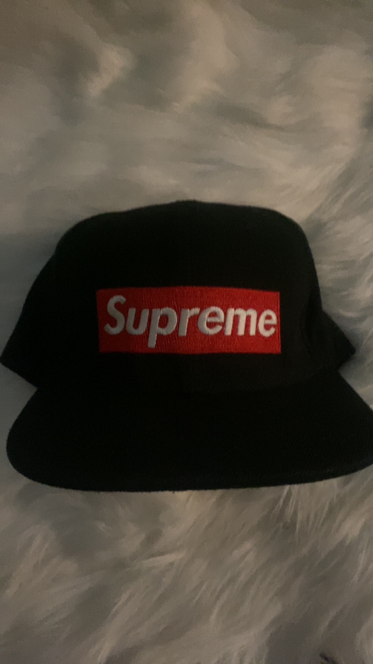 Supreme Hat thumbnail