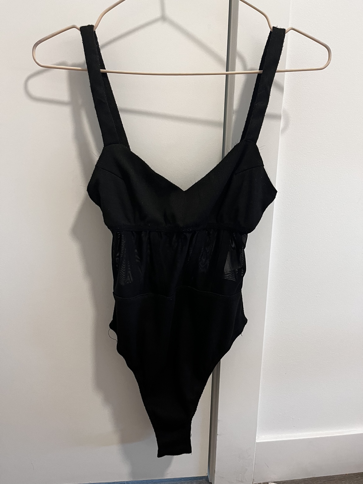 Body - photo 2